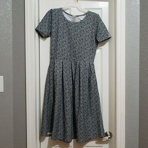 Lularoe Amelia
